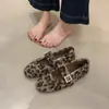 Zapatos de peluche de un solo paso para mujer ropa de exterior 2026 zapatos de invierno zapatos de mujer estilo coreano zapatos Mary Jane con forro polar zapatos para conducir planos
