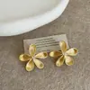 Brincos de Metal com Flor Texturizada para Mulheres, Simples, Personalizados, Modernos, Únicos, Exquisitos, Tendência para o Dia a Dia, Brincos Versáteis e Brincos