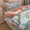 Juego de ropa de cama de cuatro piezas de terciopelo de leche para invierno, acolchado engrosado y forrado de felpa, sábana doble y funda de edredón