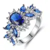 Anillo de Zirconia de Zafiro de Lujo Ligero Estilo Europeo y Americano Diseño Creativo Hoja Joyería de Mano para Mujer Accesorios Populares Transfronterizos Personalizados