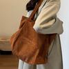 Corduroy bag mulheres de grande capacidade 2023 novo outono e inverno all-match shoulder bag high sense classe commuter tote bag