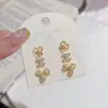 Aretes de Perla Florales Lujo Ligero Gama Alta Versátil Set de Tres Pares Pendientes Dulce Estilo Chica Rica Exquisitos Elegantes Aretes