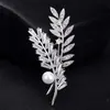 Broche de folha com zircônia microfixada de socialite coreana, pino de temperamento para moda feminina, corsage, acessórios para casaco, atacado, uso duplo