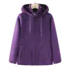 Jaqueta casual com capuz e forro de fleece para mulheres de meia-idade, moletom de outono e inverno com aquecimento adicional