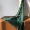 Casa de Chá Estilo Chinês com Texto em Pintura a Tinta, Cortinas de Gaze Poéticas, Preparo do Chá no Fogão, Linda Decoração de Tecido de Fundo Verde, Cortinas Penduradas, Tecido Pendurado no Teto