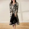 Vestido Largo de Manga Larga con Estampado de Pintura a Tinta, Estilo Francés Elegante, Nicho, Maduro, Moda, Nuevo Otoño 2026