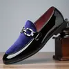Amazon AliExpress Más Vendido Transfronterizo Hombres Puntiagudos Brillantes Cuero Mate Británico Casual de Negocios Zapatos de Cuero Hombres 16020