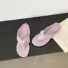 Chinelos com Salto Grosso Chuyuji para Mulheres, Uso Externo de Verão, Novo Modelo 2026, Combinam com Saias, Salto Médio e Salto Alto, Elegantes