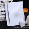 Fabricante Personaliza Rollos de Película de PVC Blanco Mate Impresos de Alta Densidad Que No Sueltan Tinta y Tienen Mayor Resistencia Que el Pegamento