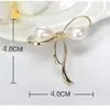 Broche de Pérola com Laço Japonês e Coreano para Mulheres, Corsage de Luxo, Alfinete Anti-Exposição para Decote Feminino, Alfinete para Cardigã, Acessórios de Vestuário
