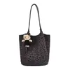 Bolso de mano con estampado de leopardo, gran capacidad, nueva colección otoño/invierno 2025, bolso de hombro casual y elegante, bolso tote chic para el trabajo y los desplazamientos