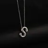 Amazon Transfronterizo Nuevo Producto Más Vendido Moda Lujo Ligero Collar con Alfabeto de 26 Letras para Mujer Nicho Versátil Cadena para Clavícula Al por Mayor