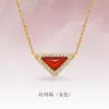 Collar Triangular de Piedra Natural Colorida con Diamantes Completos Estilo Old Money, Lujo Ligero, Sensación de Alta Gama, Cadena Sencilla y Exquisita para la Clavícula, Versátil y Elegante