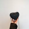 Bolso Pequeño de Moda en Forma de Corazón 2024 Invierno Nuevo Elegante Bolso Cruzado de Celebridad de Internet Diseño Nicho Ins Bolso para Mujer Joven