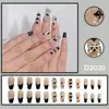 Unhas Postiças Prontas para Usar em um Estilo Doce e Descolado com Corações e Estrelas, Tornando-as Ainda Mais Fofas, e o Design Longo Realça Melhor o Formato da Mão