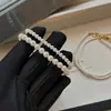 Pulsera de Perlas de Mijo Blanco Ultra Fino Franco Australiana para Mujer, Agente de Compras Elegante, Pulseras de Nicho Exquisitas de Lujo Accesible, Pulseras Apilables