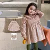 Roupas Infantis Weimu Vestido para Meninas Outono Manga Longa Gola de Renda Infantil Vestido Floral Vestido de Princesa Saia de Bebê Classe A