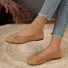 Venta al por mayor transfronteriza de zapatos de mujer de talla grande para la temporada de otoño 2026: nuevos estilos de zapatos casuales planos, de punta redonda y adornados con moños