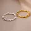Anel Minimalista Estilo Ins, Anel Vazado, Anel Geométrico de Cobre Banhado a Ouro 18K, Joias Unissex para Atacado