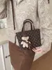 Cross2026 Bolso de Hombro Único Retro Nuevo de Otoño para Mujer, Moda de Nicho, Bolso de Axila, Bolso de Mano Elegante y Moderno