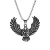 Colar de Águia com Asas Abertas Personalidade Cruzada Retrô Desgastado para Homens Punk Pingente Fundido em Aço Titânio Ornamento em Forma de Águia Em Estoque