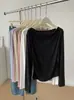 28.5% algodón, diseño de nicho estilo coreano, camiseta elegante y estilosa de manga larga para mujer con cuello drapeado, corte ajustado, colección otoño 2026
