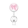 Porta-credencial retráctil de resina epoxi transfronterizo con clip de corazón rosa y lazo para tarjetas de identificación médicas, En stock