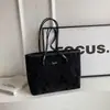 2026 Nueva Bolso Tote Versátil de Gran Capacidad Casual de Moda para Mujeres para el Trayecto Diario de Estudiantes Bolso de Hombro