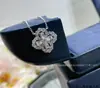 Versión de Alta Gama del Collar Puerta de la Felicidad para Mujer, Chapado en Oro Blanco de 18K, Colgante de Botella de Perfume con Diamantes Completa, Cadena para Clavícula, Regalo para Novia