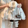 Conjunto de inverno para meninas 2026 novo estilo, jaqueta e suéter forrados com fleece e espessados, conjunto de duas peças quente e estiloso para bebês