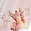 Óculos de Leitura Artísticos Estilo Coreano para Mulheres, Anti-Luz Azul, Aparência Jovem, Armação de Metal Atacado, Armação Pequena, Óculos para Presbiopia Ultra-Claros