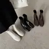 Botines Cortos Minimalistas de Tres Colores con Aumento Interno de Altura para Mujer, Nuevos Botines Elásticos Ajustados de 5 cm con Punta Redonda y Cierre Trasero, Cómodos y Versátiles