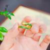 Tienda de oro Jin Yan con oro arena incrustado con diamantes anillo de serpiente verde serpiente espiritual sinuoso serpiente del zodíaco anillo del año de vida para enviar a su novia
