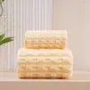 Toalha de Banho Grande de Veludo Bolha, Veludo Coral, Macia e Absorvente, Toalha de Rosto de Secagem Rápida, Veludo Leite, Toalha de Banho de Comércio Exterior Transfronteiriço