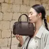 2026 Nueva Bolso de Bowling Versátil de Cuero Genuino para Mujer, Diseño de Moda, Bolso Cruzado de un Solo Hombro, Bolso de Mano de Nicho para el Trabajo