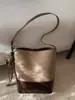 Bolsa Tote de Grande Capacidade para Mulheres 2025 Mais Vendida Estilo Coreano Moda de Luxo Versátil para o Dia a Dia Retro Tendência Bolsa de Ombro