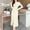 Vestido longo de malha com decote em V estilo europeu para mulheres, exclusivo para exportação, seda gelada, vestido justo, vestido de tricô para outono e inverno
