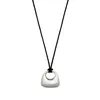 Collar Colgante de Plata Igual que el de la Bloguera para Mujer, Nicho Simple, de Alta Gama, Versátil, Cadena Negra Ajustable para Suéter, Accesorios