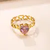 Joia Popular Transfronteiriça em Aço Inoxidável, Anel para Dedo Indicador com Coração Vazado Cravejado de Diamantes, Anel Estiloso e Fashion em Aço Titânio Banhado a Ouro 18K