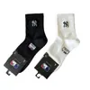 Calcetines Deportivos de Media Caña Estilo K-Style Ny Bordados para Hombre y Mujer Calcetines Casuales Trendy con Letras al por Mayor