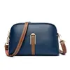 Ventas Directas de Fábrica Personalizado 2025 Nuevo Bolso de Concha para Primavera y Verano Bolso de Hombro Sencillo Textura Estilo Occidental Bolso Cruzado Pequeño