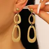 Conjunto de Joias Metálicas Geométricas Vazadas Mais Vendido Transfronteiriço, Conjunto de Três Peças Simples e Estiloso com Brincos Ovais, Colar e Pulseira