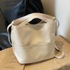 Bolsa Tote Feminina, Grande Capacidade, Adequada para Primavera e Verão, Pode Ser Usada na Transversal, Versátil, Nova Moda 2026 Bolsa de Ombro, Bolsa de Mão, Bolsa para o Dia a Dia