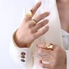 Anillo personalizado de forma especial de moda transfronteriza joyería estilo europeo y americano ins titanio acero joyería fabricantes al por mayor A261