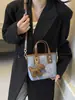La Popular Bolsa Bandolera Tipo Cubo de Este Año para Mujer 2025 Nueva Moda Bolso de Hombro de Contraste Bolso Cruzado de Nicho de Gama Alta