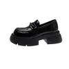 Sapatos femininos de couro com sola grossa estilo Hong Kong 2026 primavera couro genuíno retrô estilo britânico que aumentam a altura mocassins JK sapatos de calçar