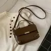 Outono 2026 Nova Elegante Tendência Retrô Simples Versátil Chique Luxo Leve Ombro Único Transversal de Mão Pequena Quadrada Transversal