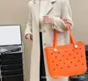 Bolsa de Praia com Furos em EVA de Cor Contrastante Nova Armazenamento Portátil Impermeável Moda Bolsa de Praia para Exterior DIY Bolsa de Mão
