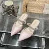 2026 Verano Nueva Moda Punta Fina Tacón Grueso Color Sólido Zapatos de Tacón Alto Sandalias con Pedrería Diarias Casuales para Dama Zapatillas de Punta Cerrada