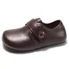 Zapatos Birkenstock retro de moda con suela gruesa para mujer, nuevo estilo de verano 2026, zapatos pequeños de cuero versátiles de suela blanda que aumentan la altura para personas bajitas